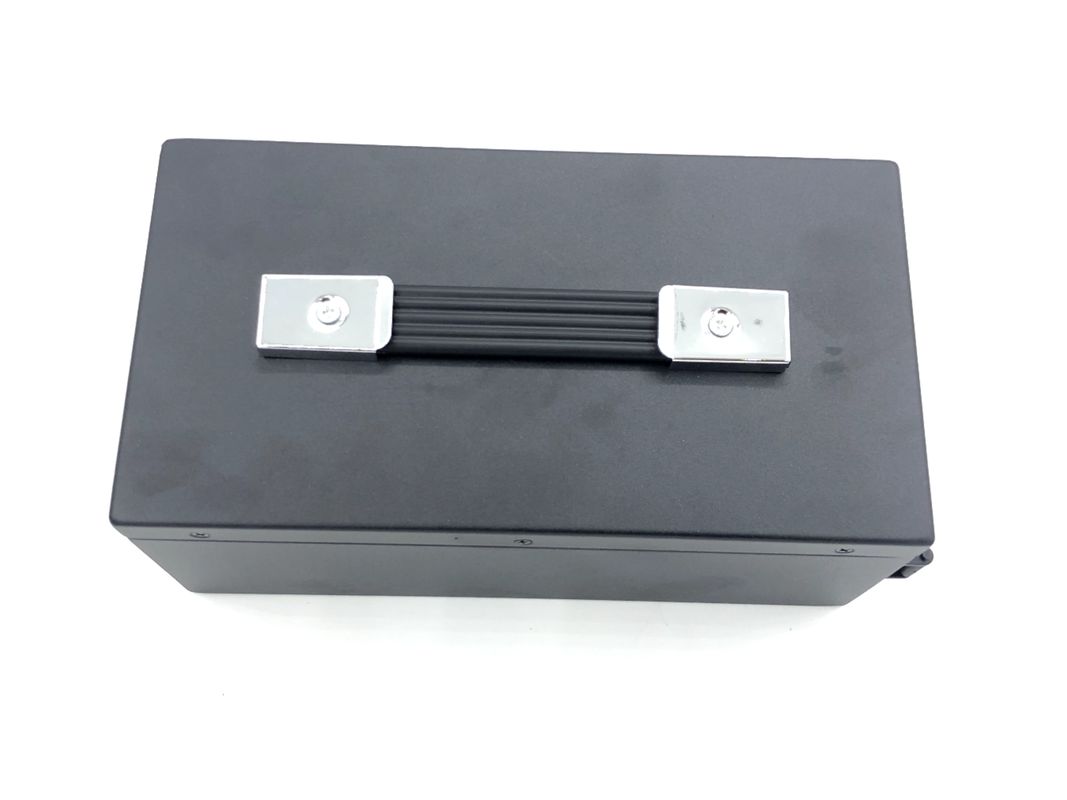 Schwarze E-Typ-Fahrradbatterie 20A 48v 20ah Lithium-Ionen-Batteriezellen
