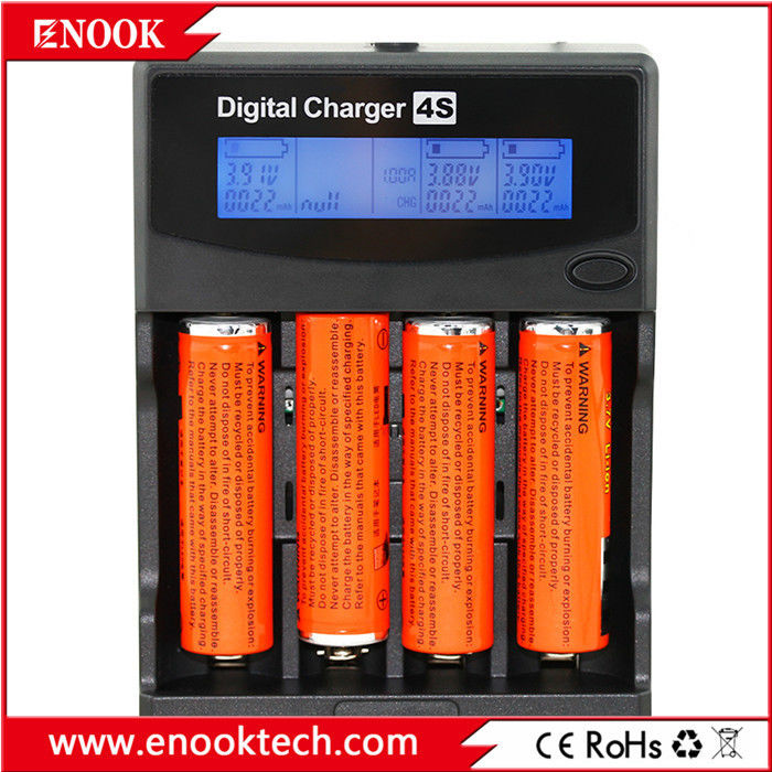 Smart 4 Slots AA AAA Akkuladegerät DC3.6V / 3.7V Wiederaufladbare Akkuladegerät