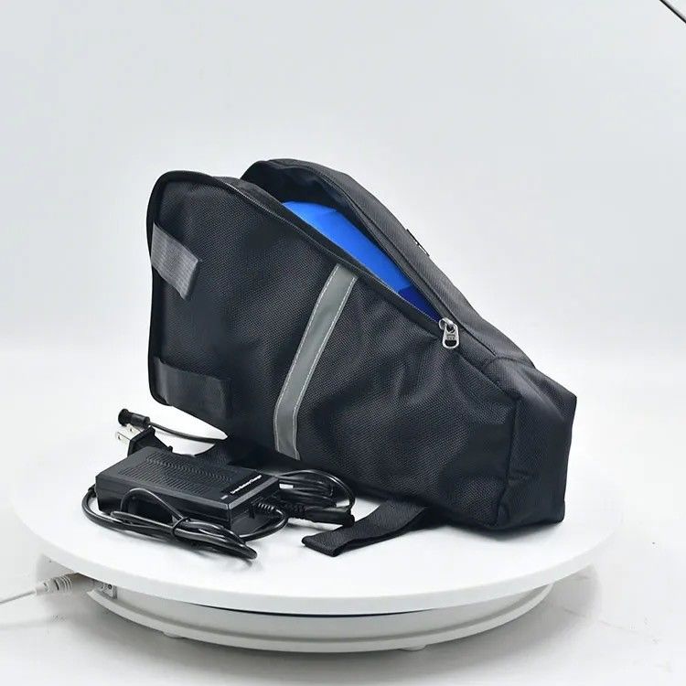 Anpassbare 72V Dreieck-Ebike-Batterie 3000W 3500W 72V 20Ah E-Bike-Batterie mit 18650 Zellen